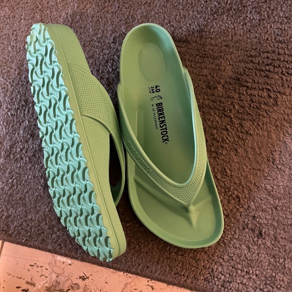 New Birkenstock GreenThong Flip Flops Size 40 Size 9 - Picture 3 of 4